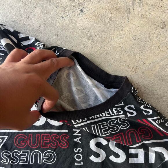 Guess AOP y2k tee Mens size S Small black - Picture 2 of 2